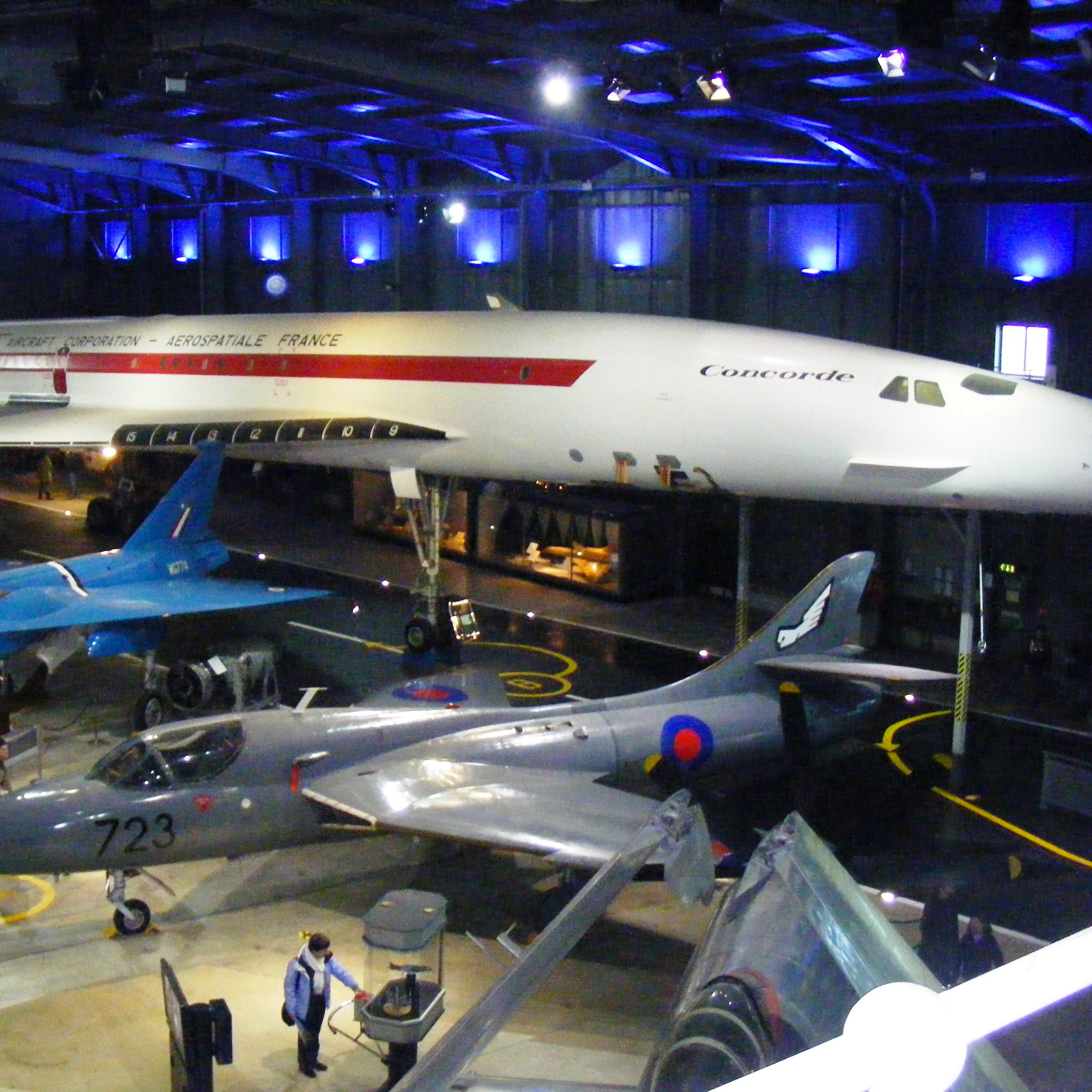 Fleet_Air_Arm_Museum_hall_4