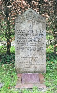 Max Schultz's memorial stone in the Wilhelmshaven Friedhof.